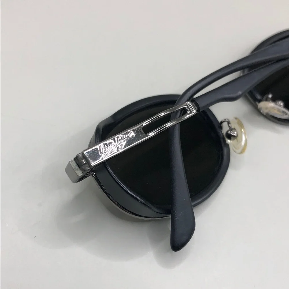 Maui Jim Sunglasses MJ-139 Makana Polarized 2M Black Silver Oval UNISEX